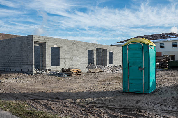 Professional porta potty rental in Oak Park, CA